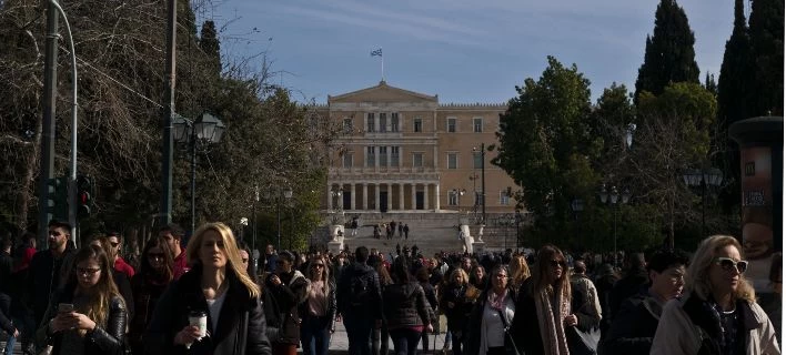 Εφιαλτική πρόβλεψη για την Ελλάδα – Το 2040 η οικονομία θα επανέλθει στα επίπεδα του 2007!